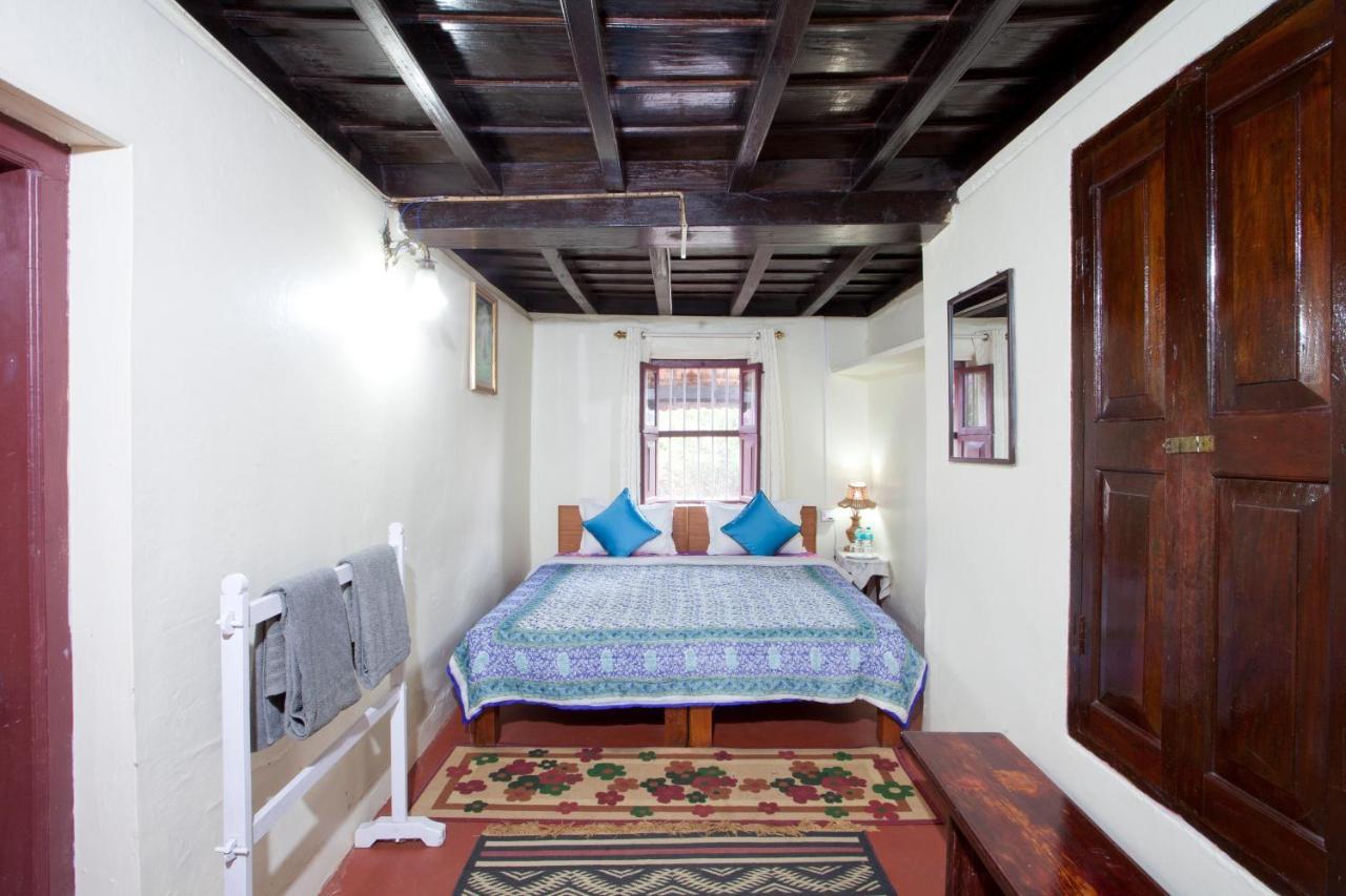 Napoklu Sardar Bahadur'S Heritage Bungalow Estate Stay المظهر الخارجي الصورة