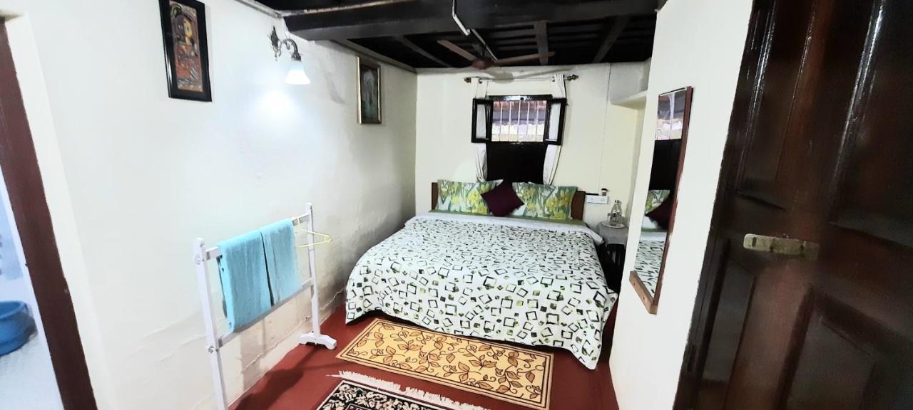 Napoklu Sardar Bahadur'S Heritage Bungalow Estate Stay المظهر الخارجي الصورة