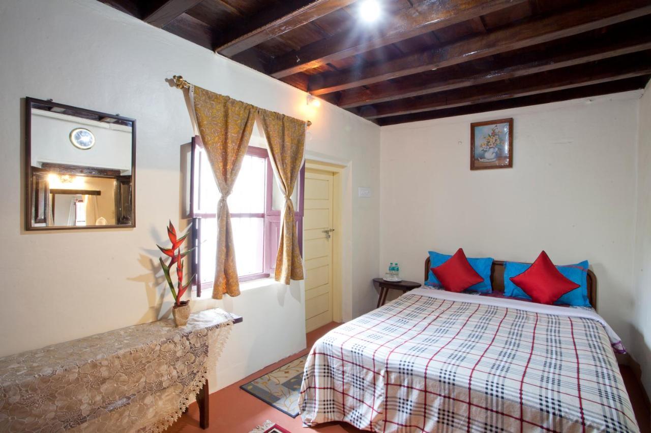 Napoklu Sardar Bahadur'S Heritage Bungalow Estate Stay المظهر الخارجي الصورة